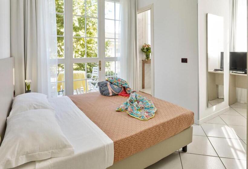 חדר סופריור, Carillon