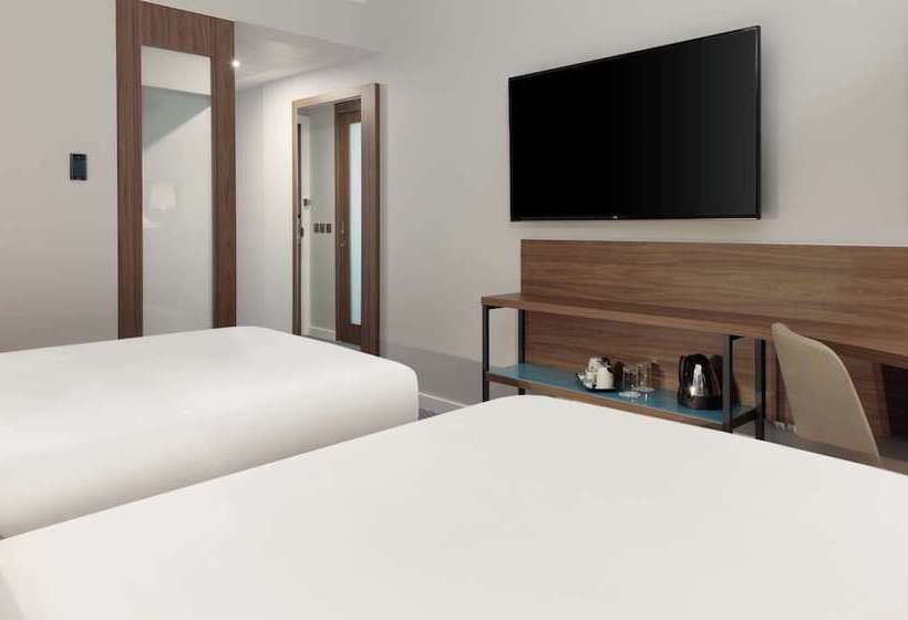 חדר סטנדרט, Hampton By Hilton Edinburgh Airport