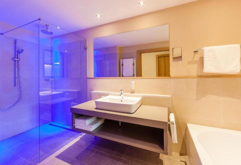 סוויטת ג'וניור נוף לגינה, Hasslhof