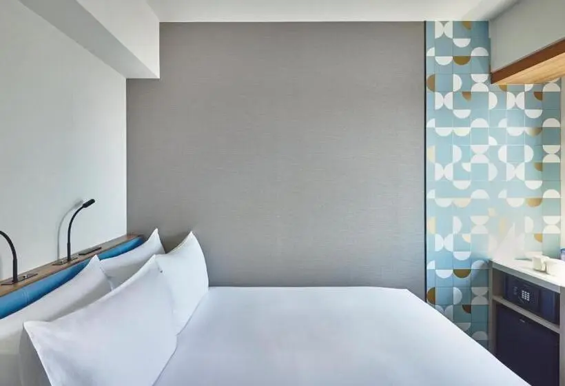 キングサイズベッドのスタンダードルーム, Holiday Inn Express Osaka City Centre  Midosuji, An Ihg