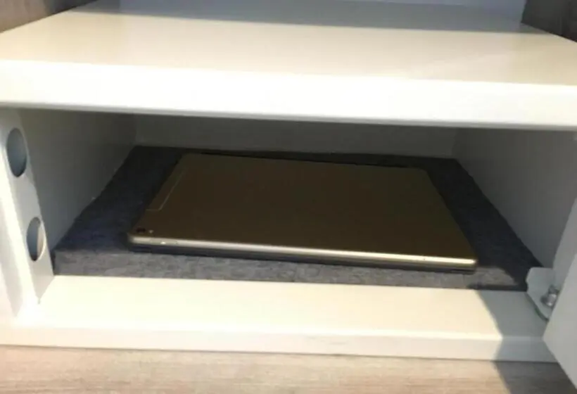 اتاق لوکس با بالکن, K Home Asok
