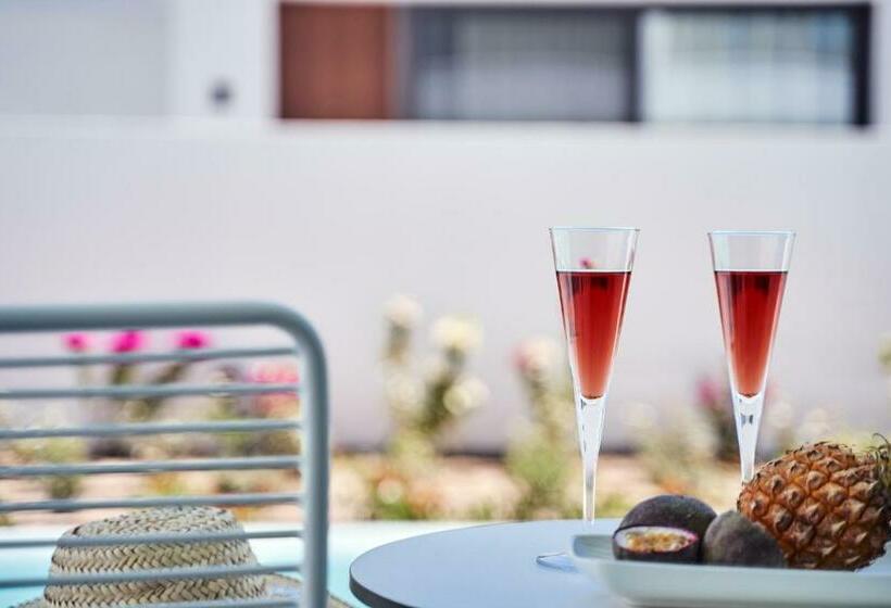 חדר דלוקס נוף לגינה, Lindos Grand Resort & Spa   Adults Only