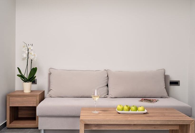 סוויטת ג'וניור דלוקס נוף לים, Lindos Grand Resort & Spa   Adults Only