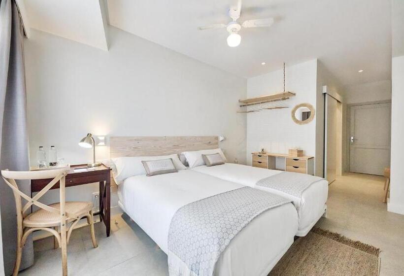 غرفة قياسية, Maresía Canteras Urban