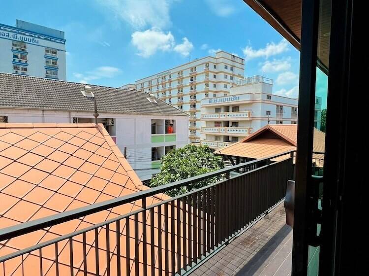 Люкс, Yotaka Bangkok