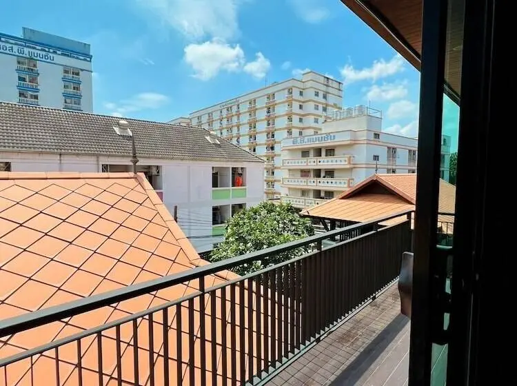 سوییت, Yotaka Bangkok