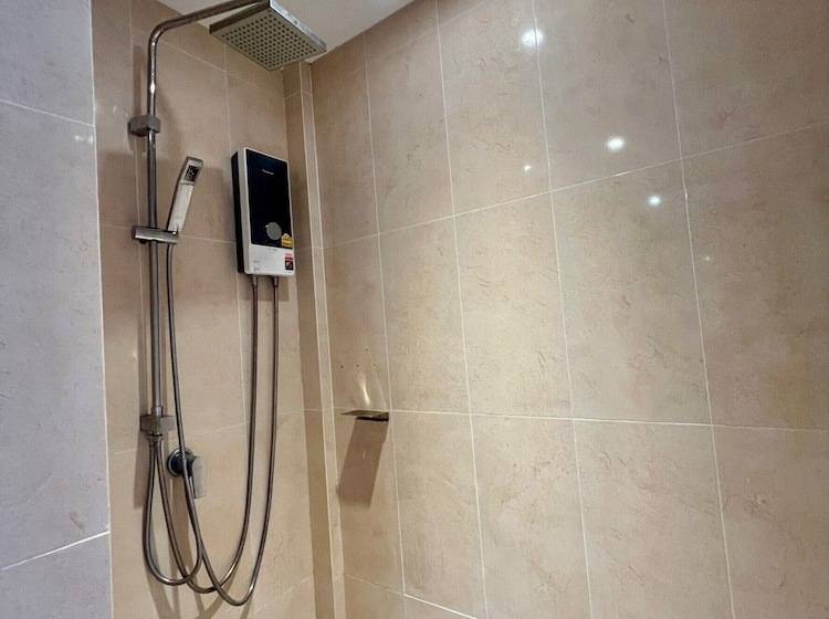 Номер Стандарт, Yotaka Bangkok