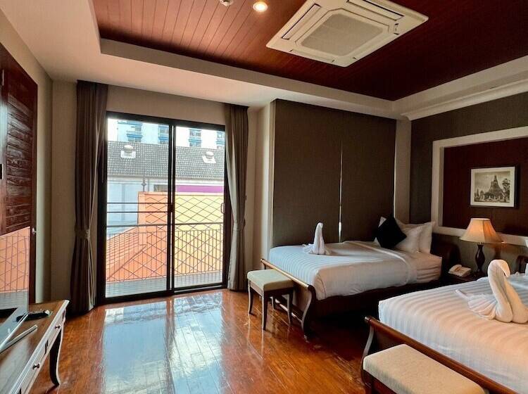 Номер Стандарт, Yotaka Bangkok