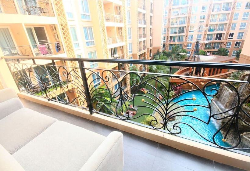 Suite Familiar 2 Quartos, Atlantis Condo And Water Park Pattaya By The Sea