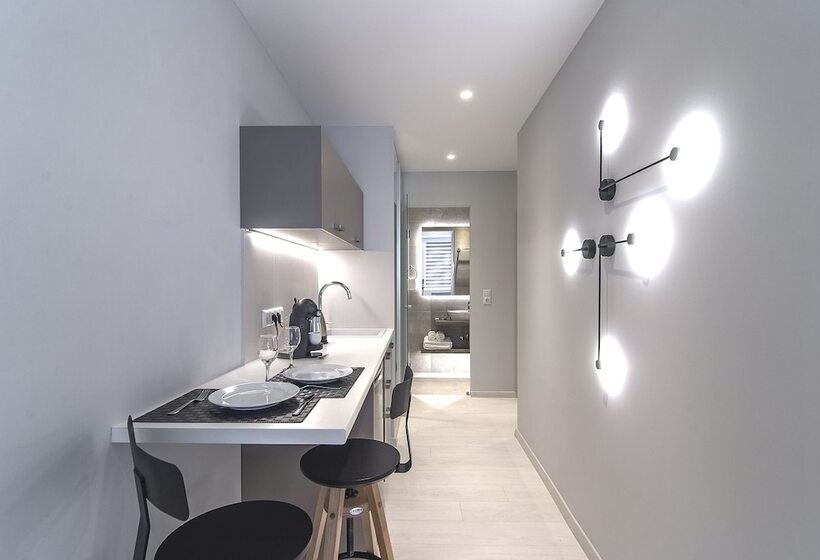 スタンダードルーム, Acropolis Stay