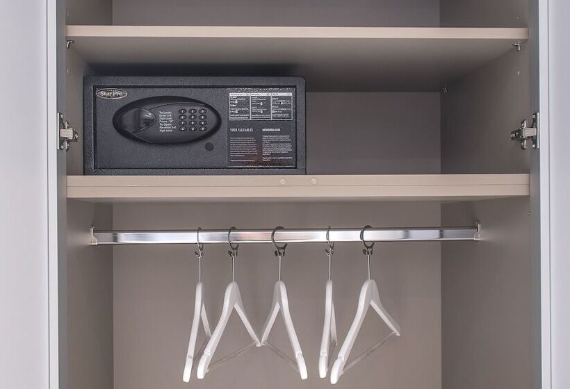 スーペリアールーム, Acropolis Stay