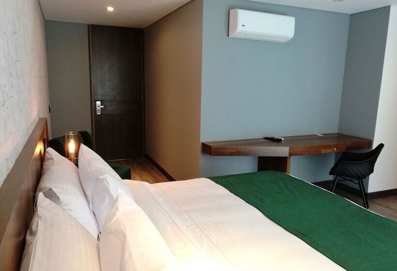 발코니 디럭스 룸, Café Hotel Medellín