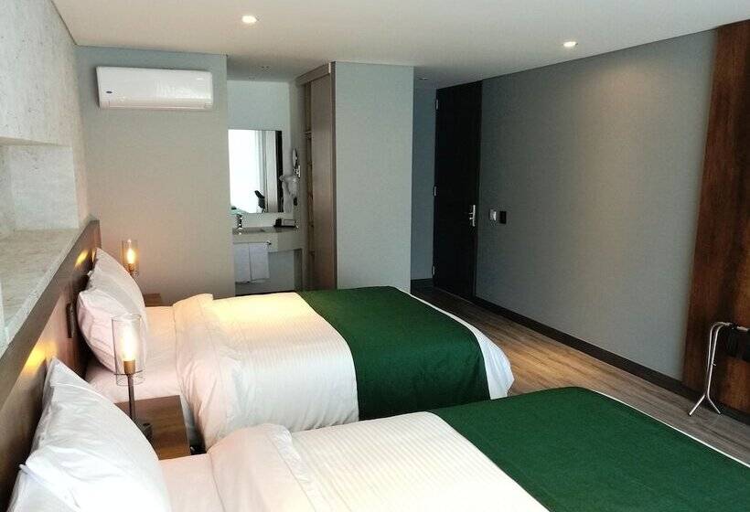 수피리어 룸, Café Hotel Medellín