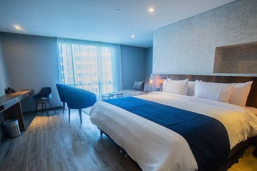 Номер Deluxe, Café Hotel Medellín