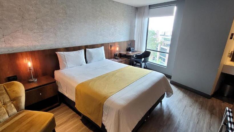 수피리어 싱글 룸, Café Hotel Medellín