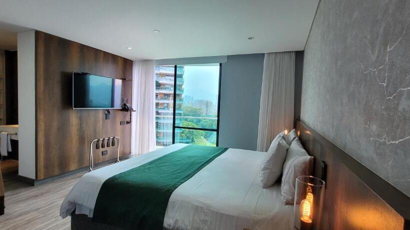 발코니 디럭스 룸, Café Hotel Medellín