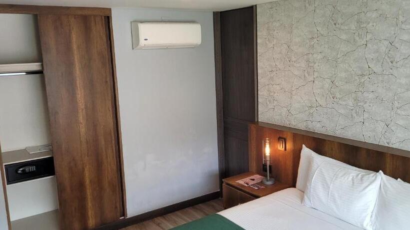 스탠다드 룸 킹사이즈 침대, Café Hotel Medellín