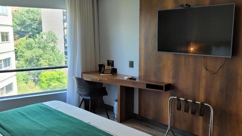 Номер Deluxe Кровать Кинг, Café Hotel Medellín
