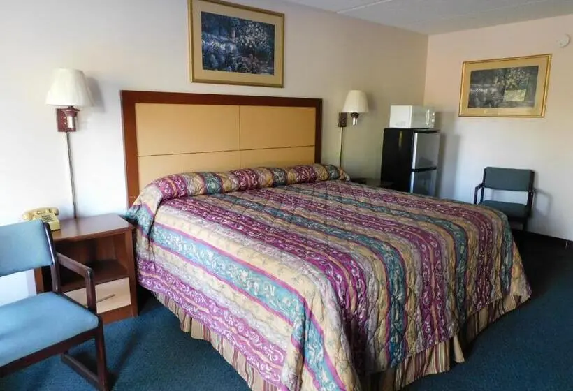キングサイズベッドのスタンダードルーム, Camilla Inn & Suites