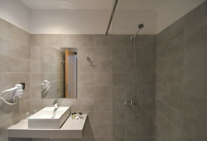 스탠다드 룸 가든 전망, Evita Bay