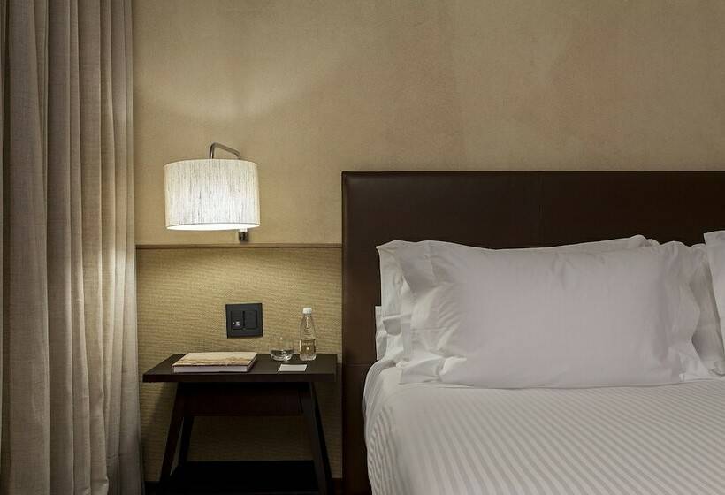 高级大房间, Fasano Salvador