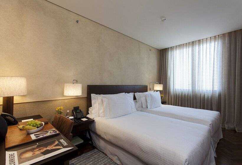 高级大房间, Fasano Salvador