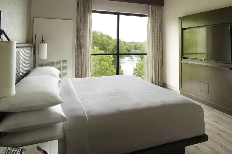 キングサイズベッドのジュニアスイート, Marriott Columbus Osu