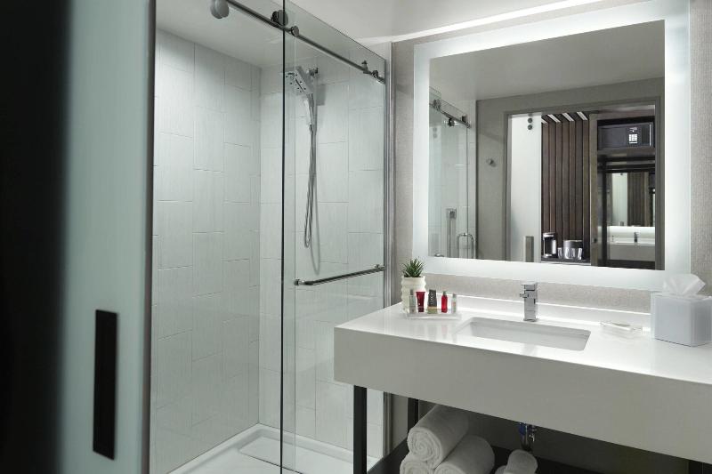 جناح جونيور سرير كينج, Marriott Columbus Osu