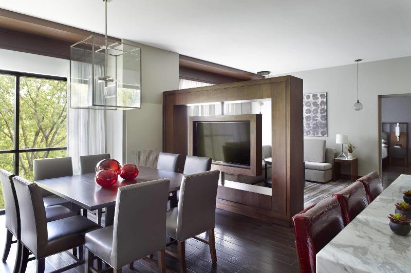 جناح جونيور سرير كينج, Marriott Columbus Osu