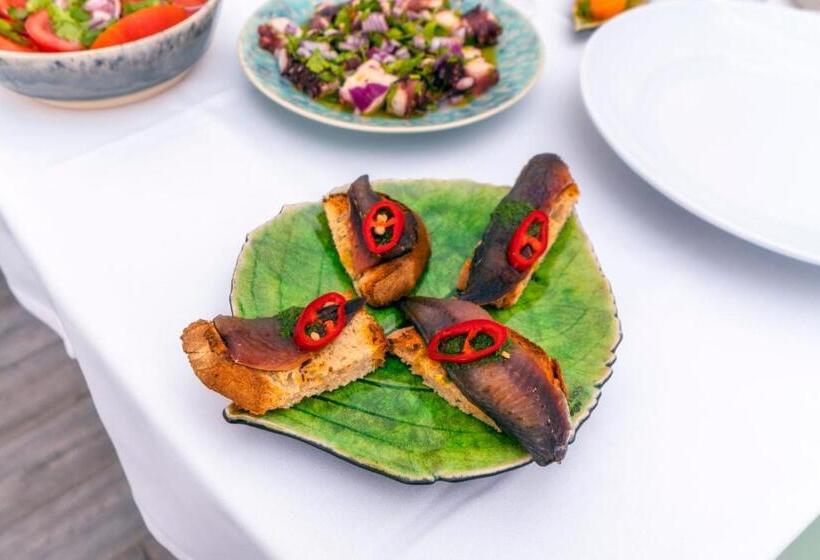 اتاق لوکس با تراس, Mercedes Country House