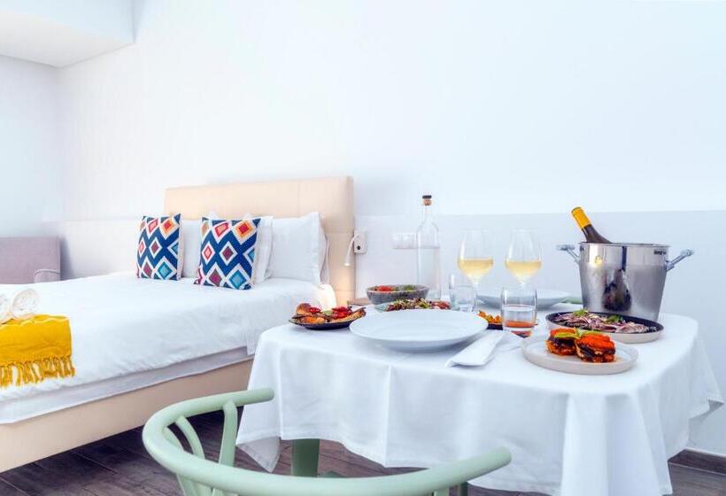 اتاق لوکس با تراس, Mercedes Country House