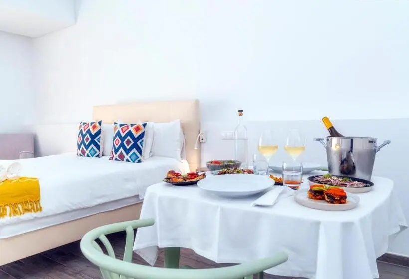 اتاق لوکس با تراس, Mercedes Country House