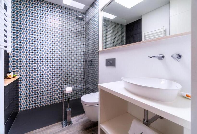 اتاق لوکس, Mercedes Country House