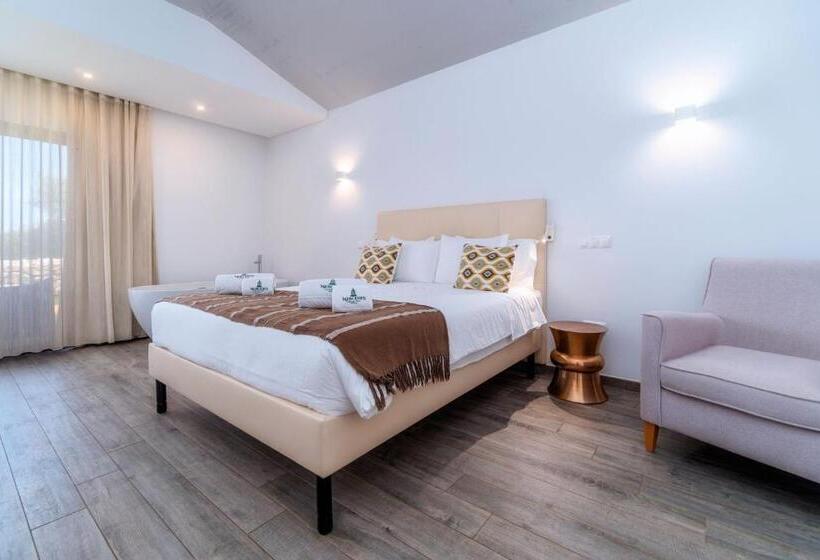 اتاق لوکس, Mercedes Country House