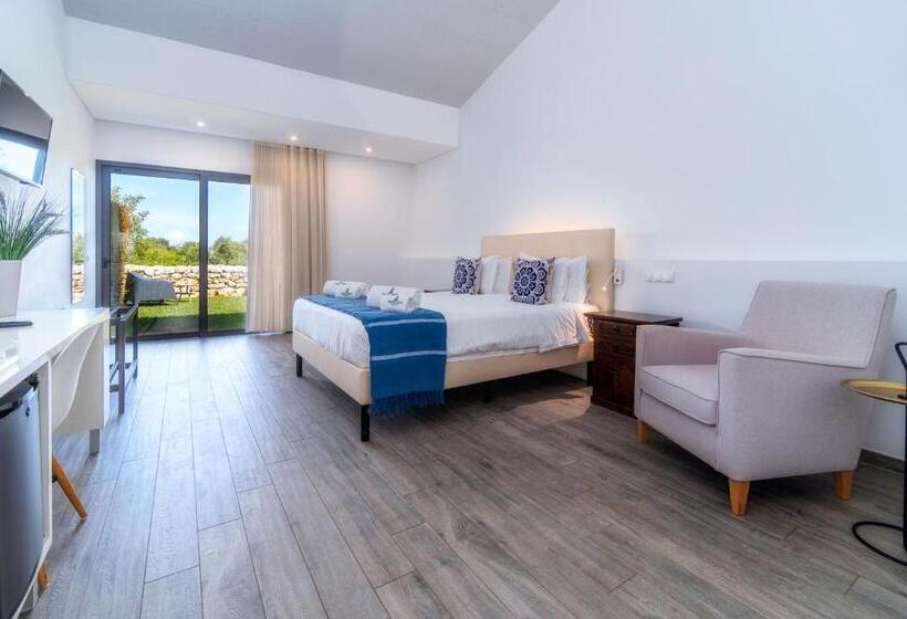 اتاق لوکس, Mercedes Country House