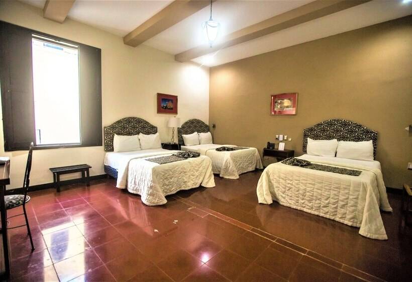 スタンダードトリプルルーム, Merida