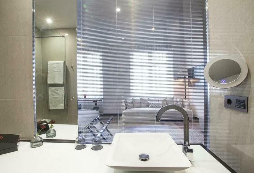 اتاق سوپریور, Quentin XL Potsdamer Platz