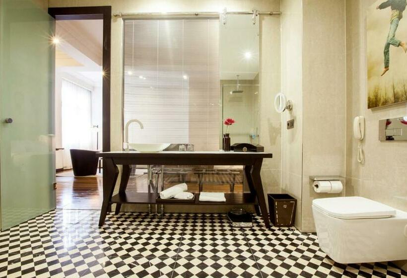 سوییت جونیور, Quentin XL Potsdamer Platz