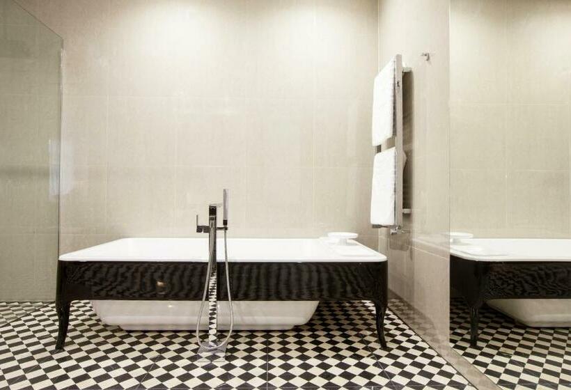 سوییت جونیور, Quentin XL Potsdamer Platz