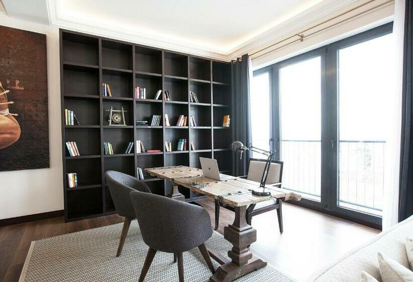 1 Bedroom Penthouse Apartment, Quentin XL Potsdamer Platz