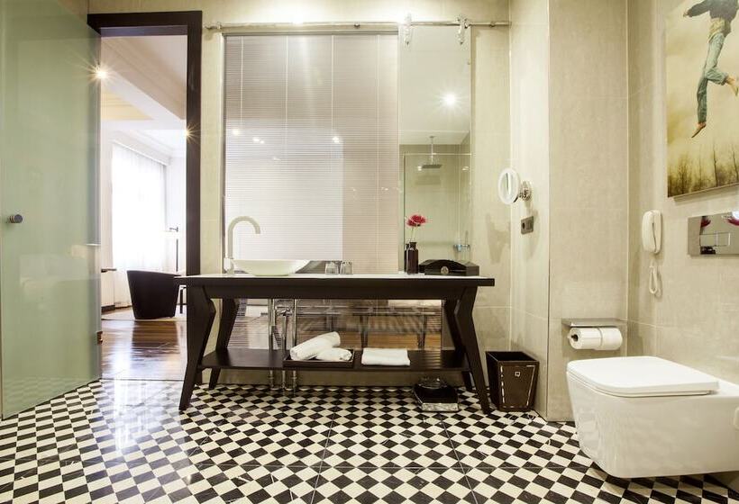 سوییت جونیور, Quentin XL Potsdamer Platz