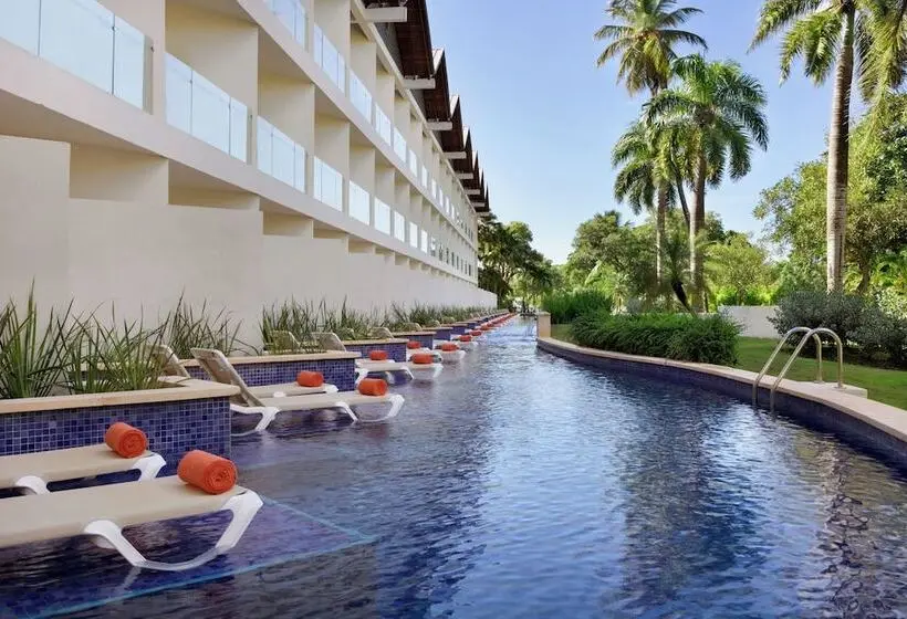 چشم‌انداز باغ اتاق کلوب, Dreams La Romana All-Inclusive Resort & Spa