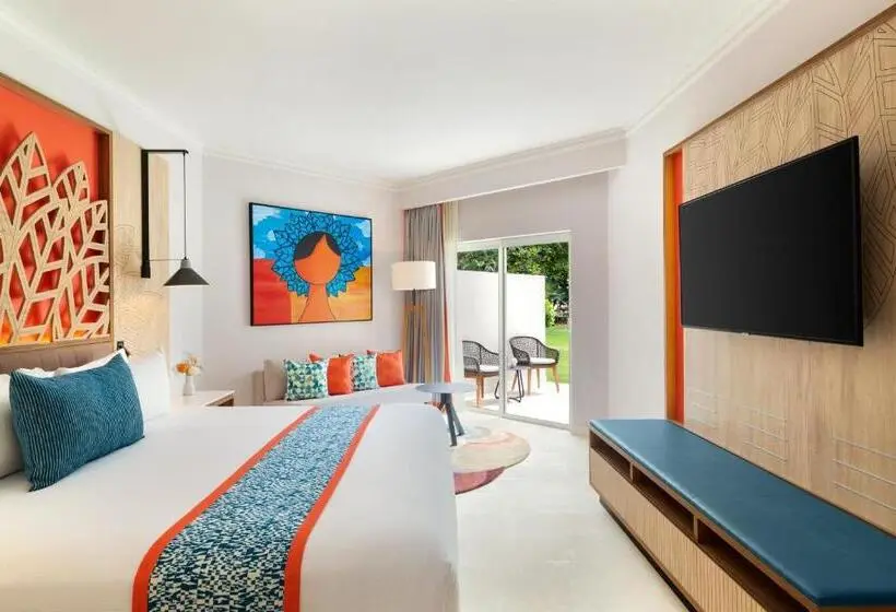 Club Room King Bed, Dreams La Romana All-Inclusive Resort & Spa
