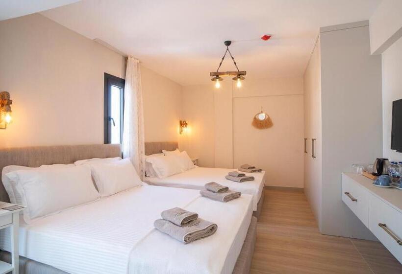 اتاق استاندارد چهارنفره با بالکن, Bellezza Hotel Alaçatı