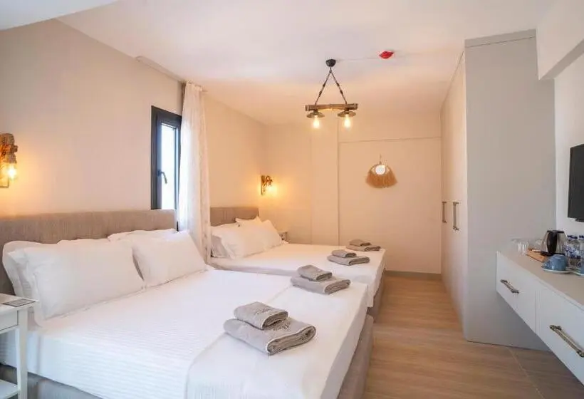 اتاق استاندارد چهارنفره با بالکن, Bellezza Hotel Alaçatı