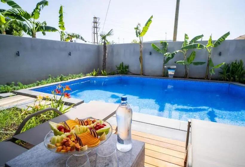 ویلای یک اتاق خوابه با استخر شنا, Bellezza Hotel Alaçatı