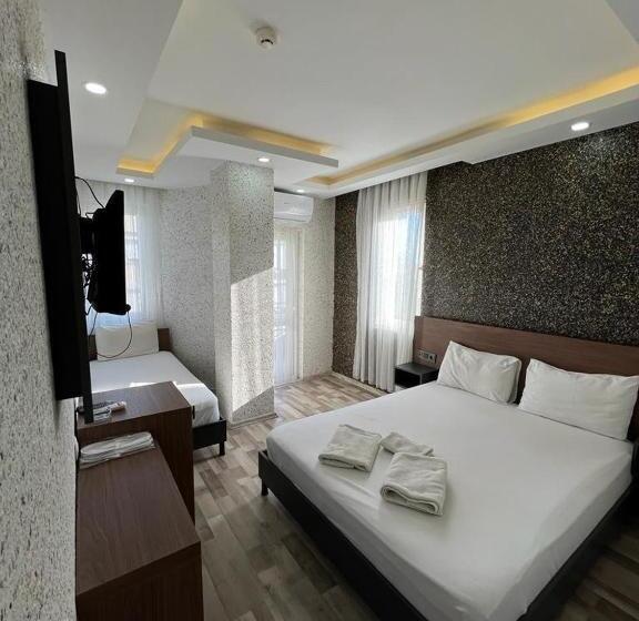 اتاق استاندارد, Luna Lara