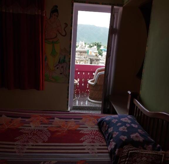 豪华房间, Paramount Palace