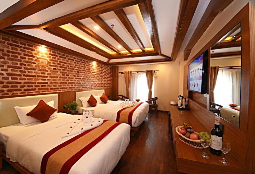 اتاق سوپریور خانوادگی, Thamel Park