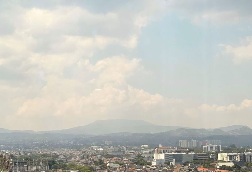 Standardrum, Yello Hotel Paskal Bandung